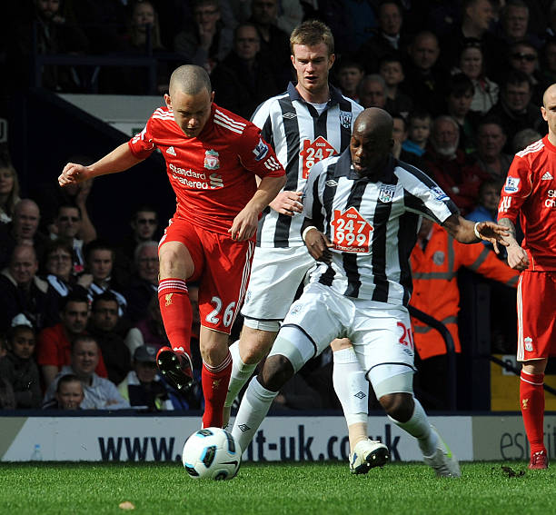 费屡创新高 费屡创新高